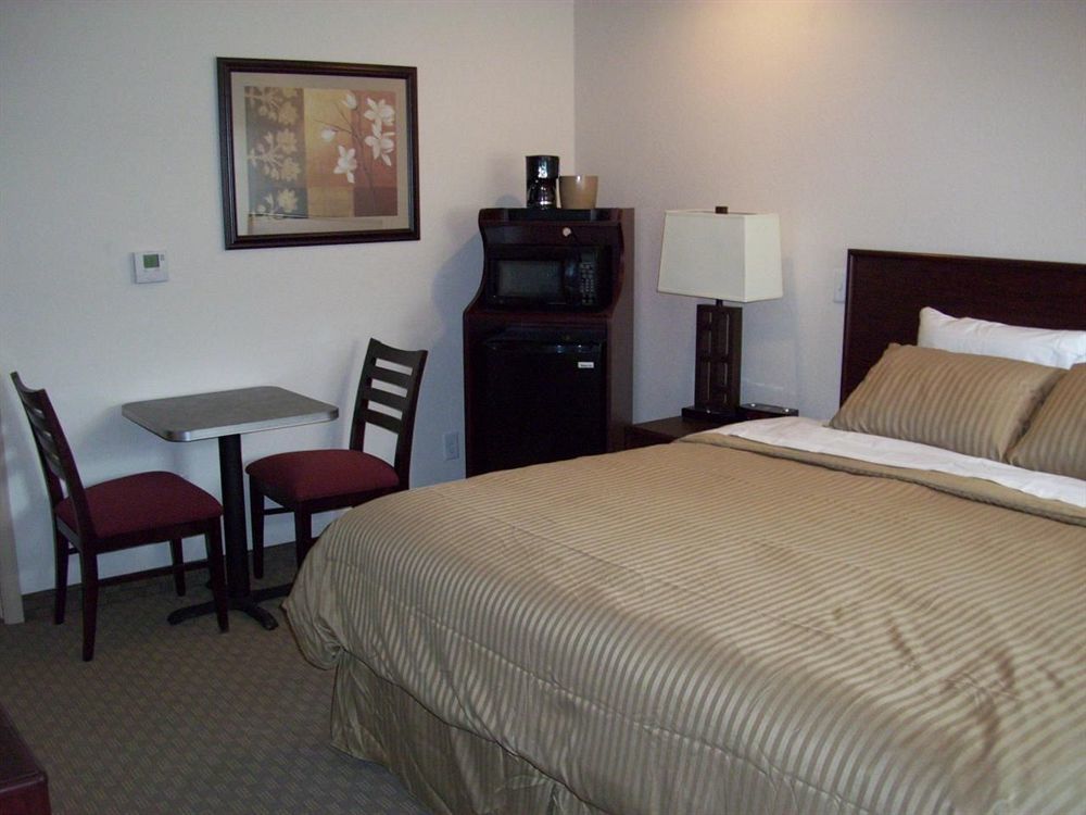 Price Pointe Inn Waukesha Exteriör bild
