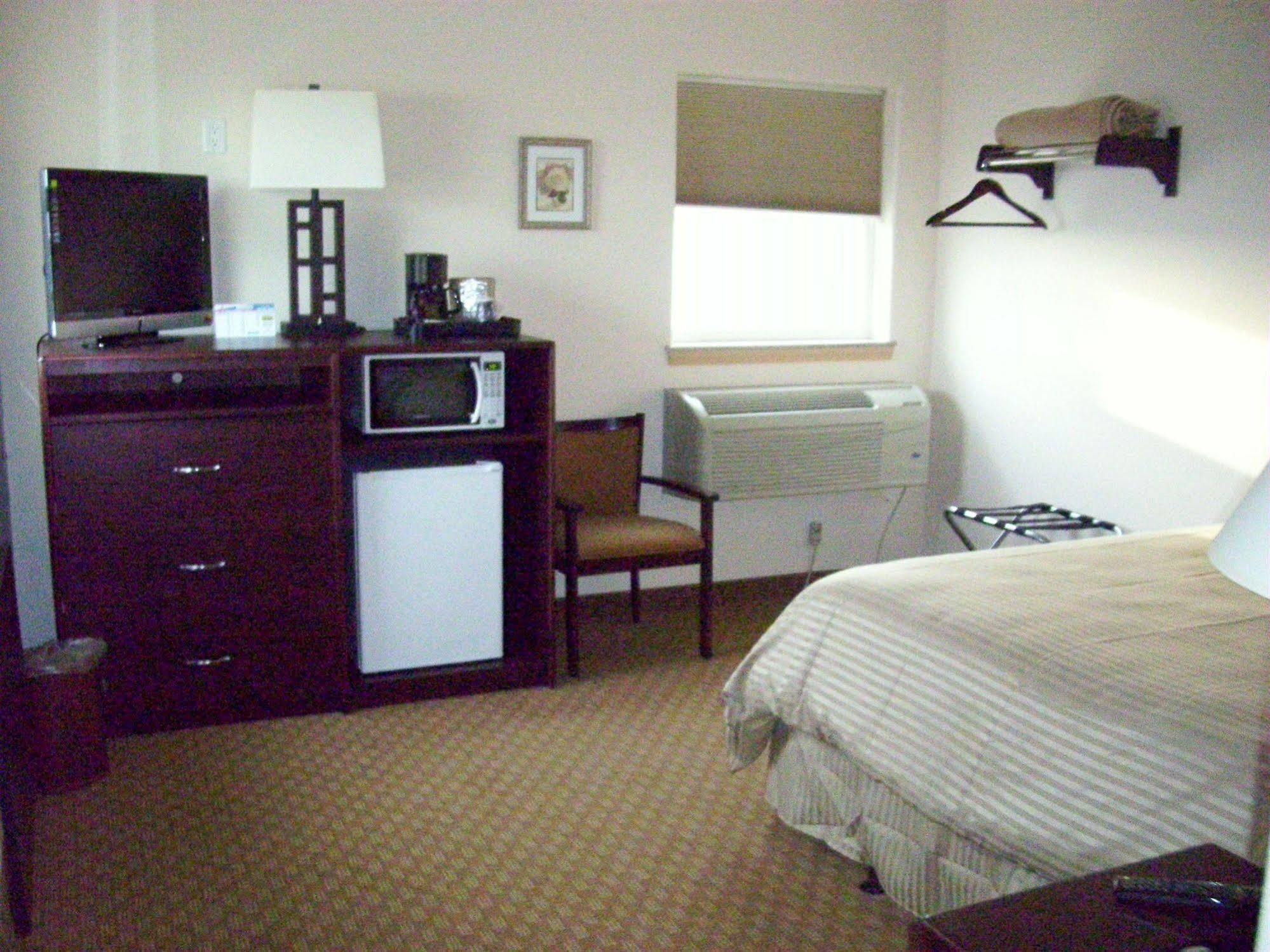 Price Pointe Inn Waukesha Exteriör bild