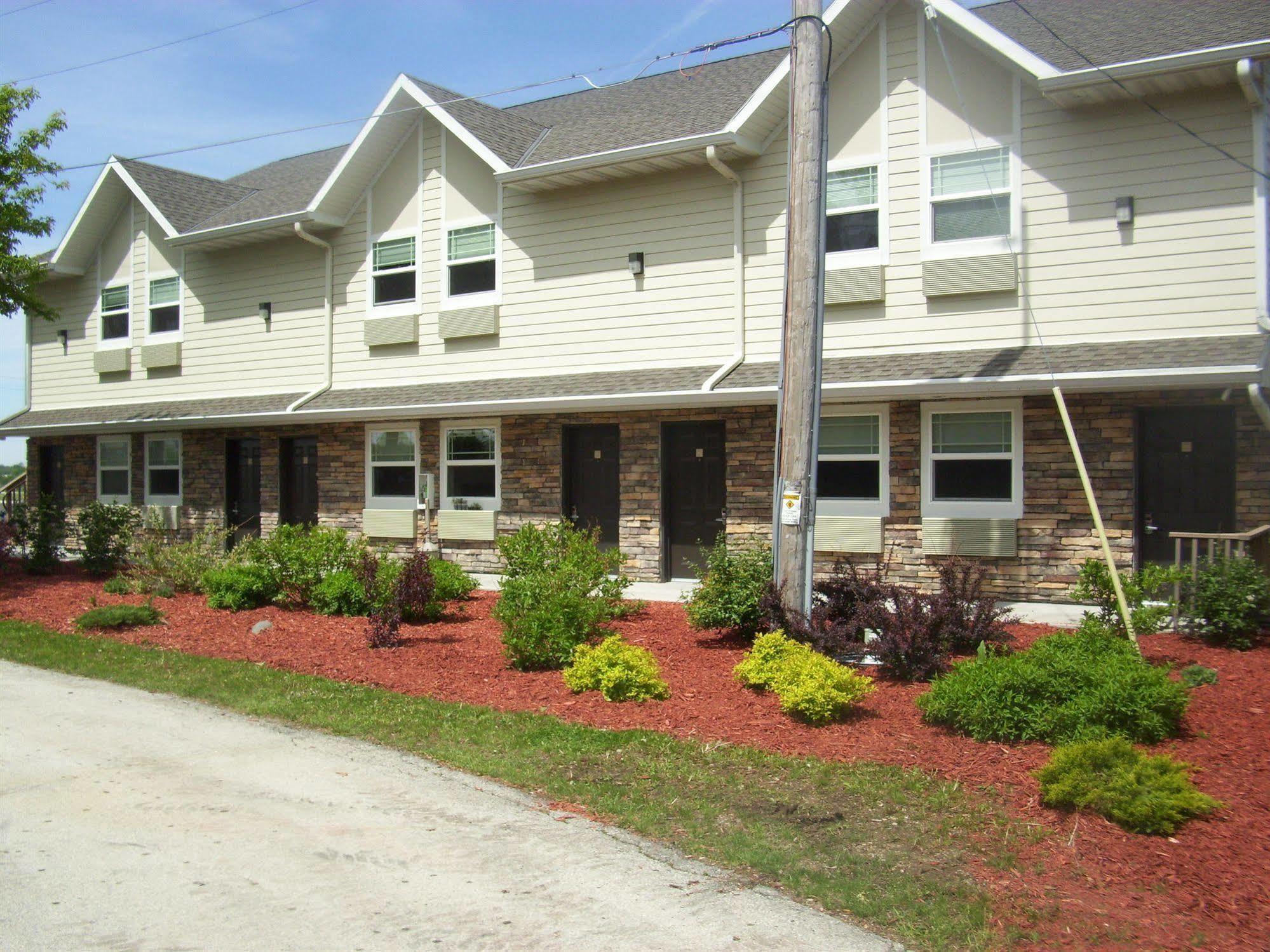 Price Pointe Inn Waukesha Exteriör bild